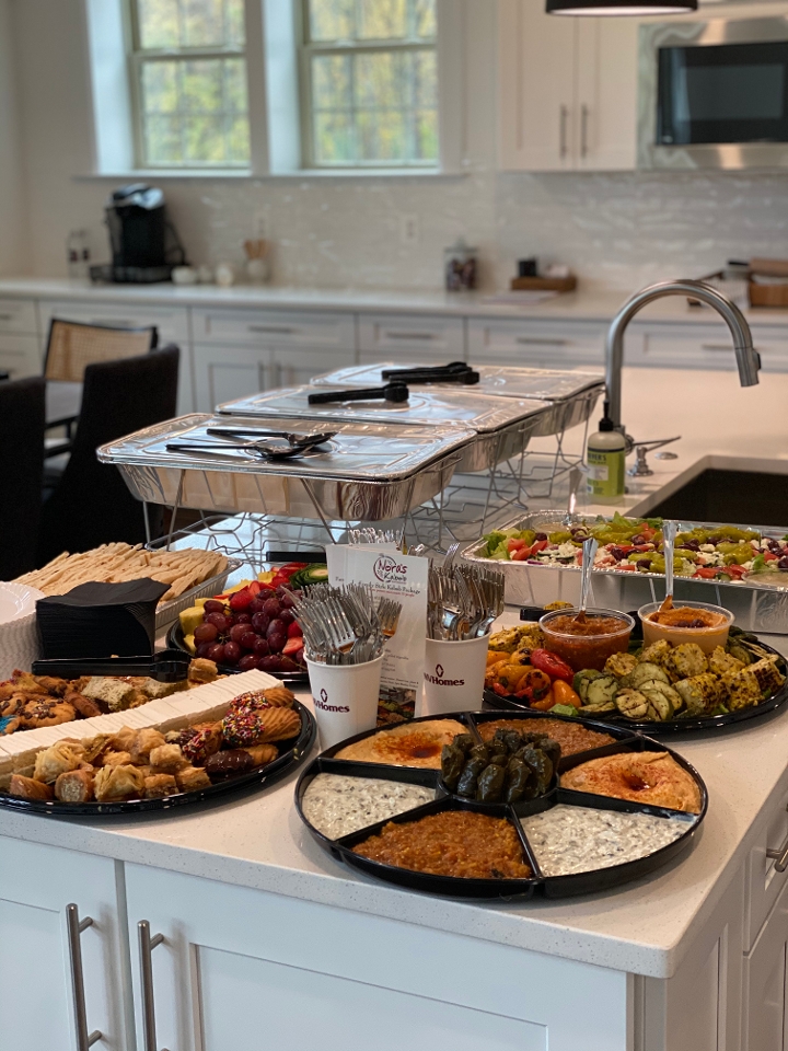 10 people Family Style.