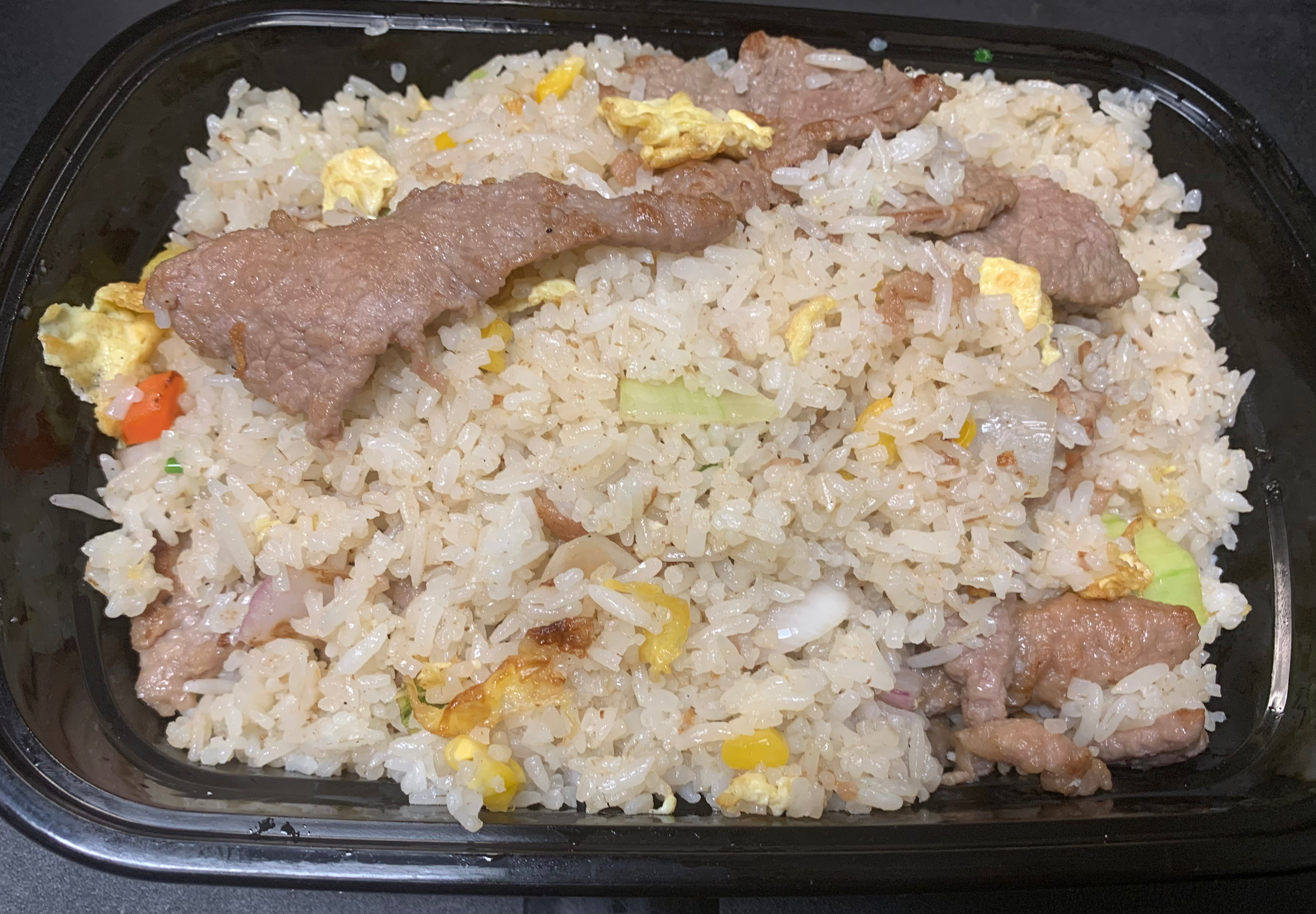 20 牛炒饭BEEF Fried Rice.