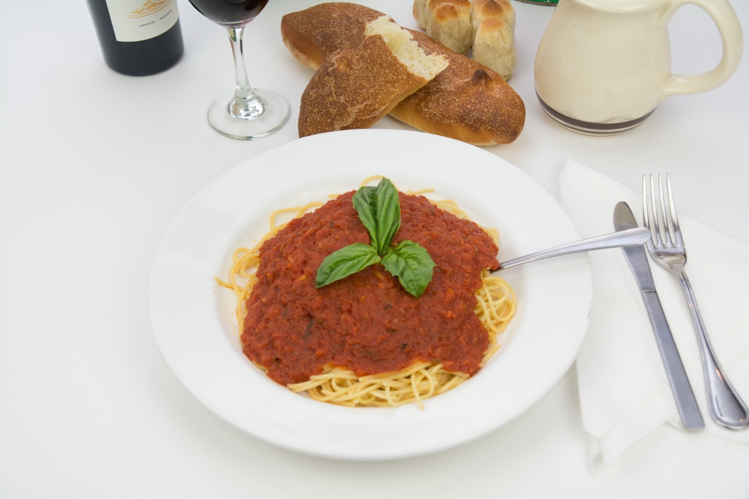 W/Tomato Sauce.