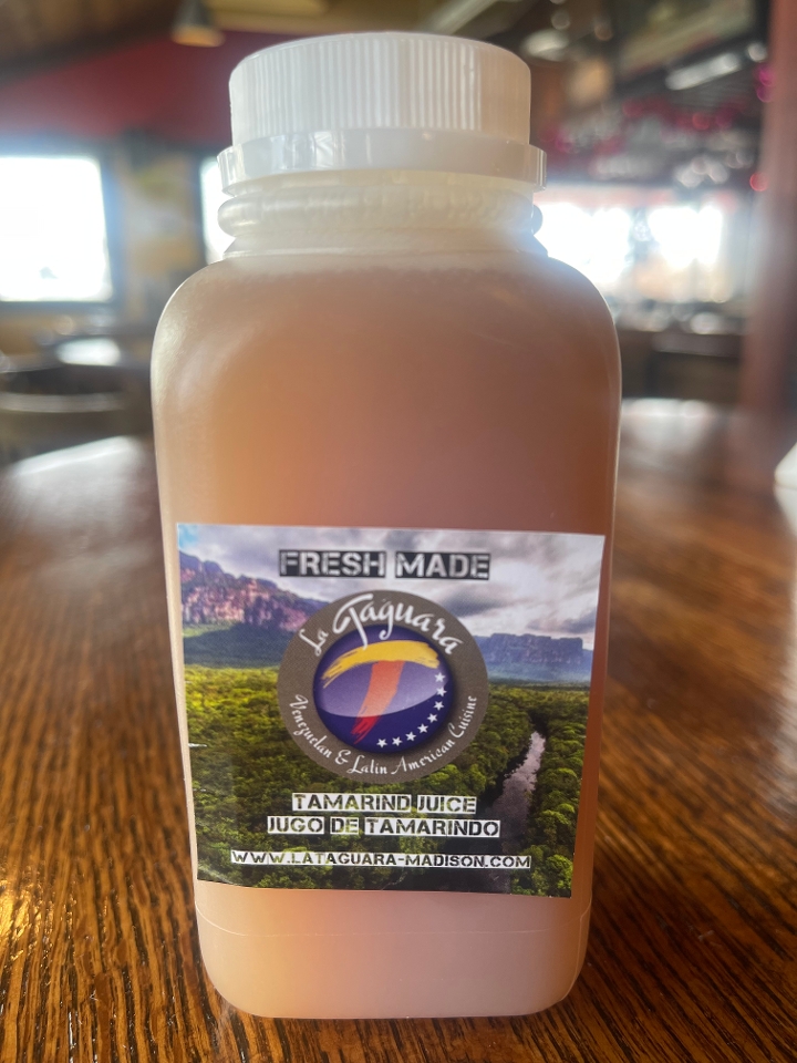 Tamarind Juice / Jugo de Tamarindo.