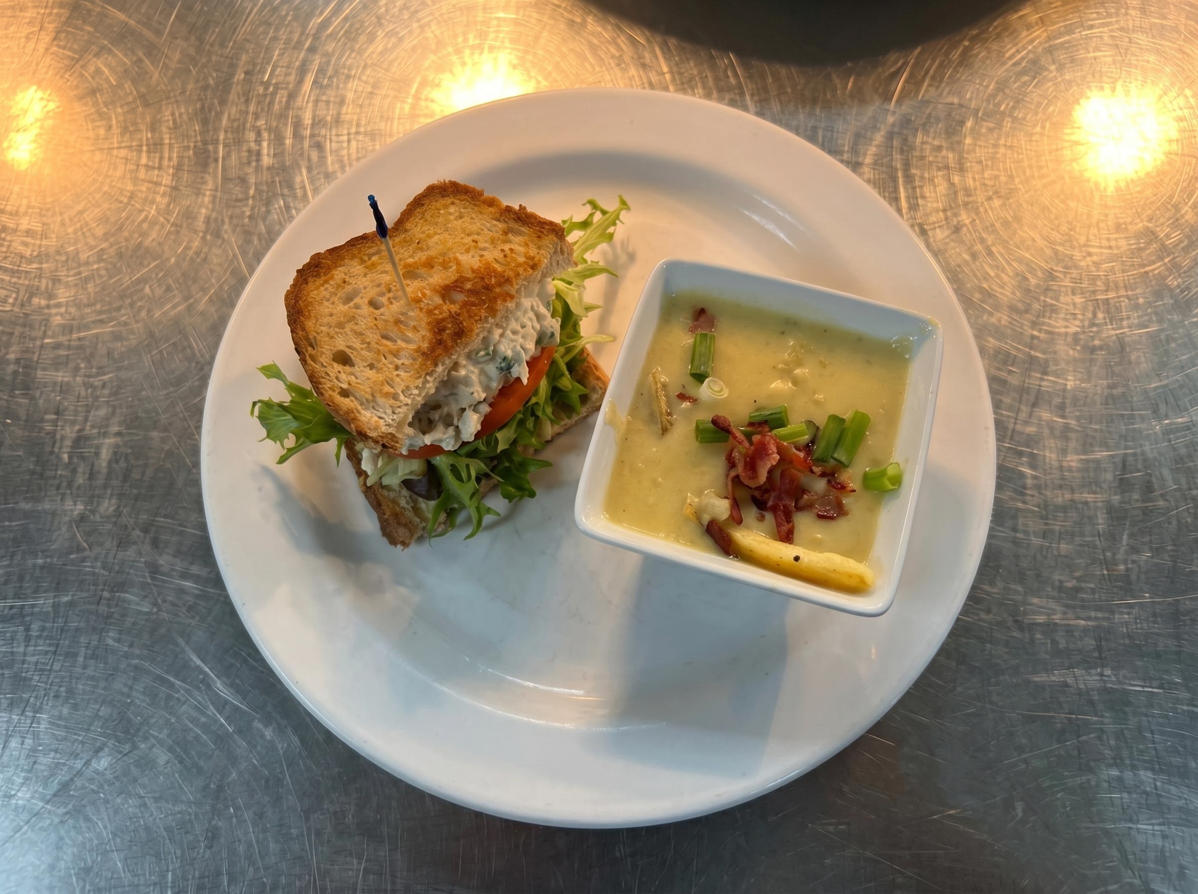 Duo Soup & Sandwich.