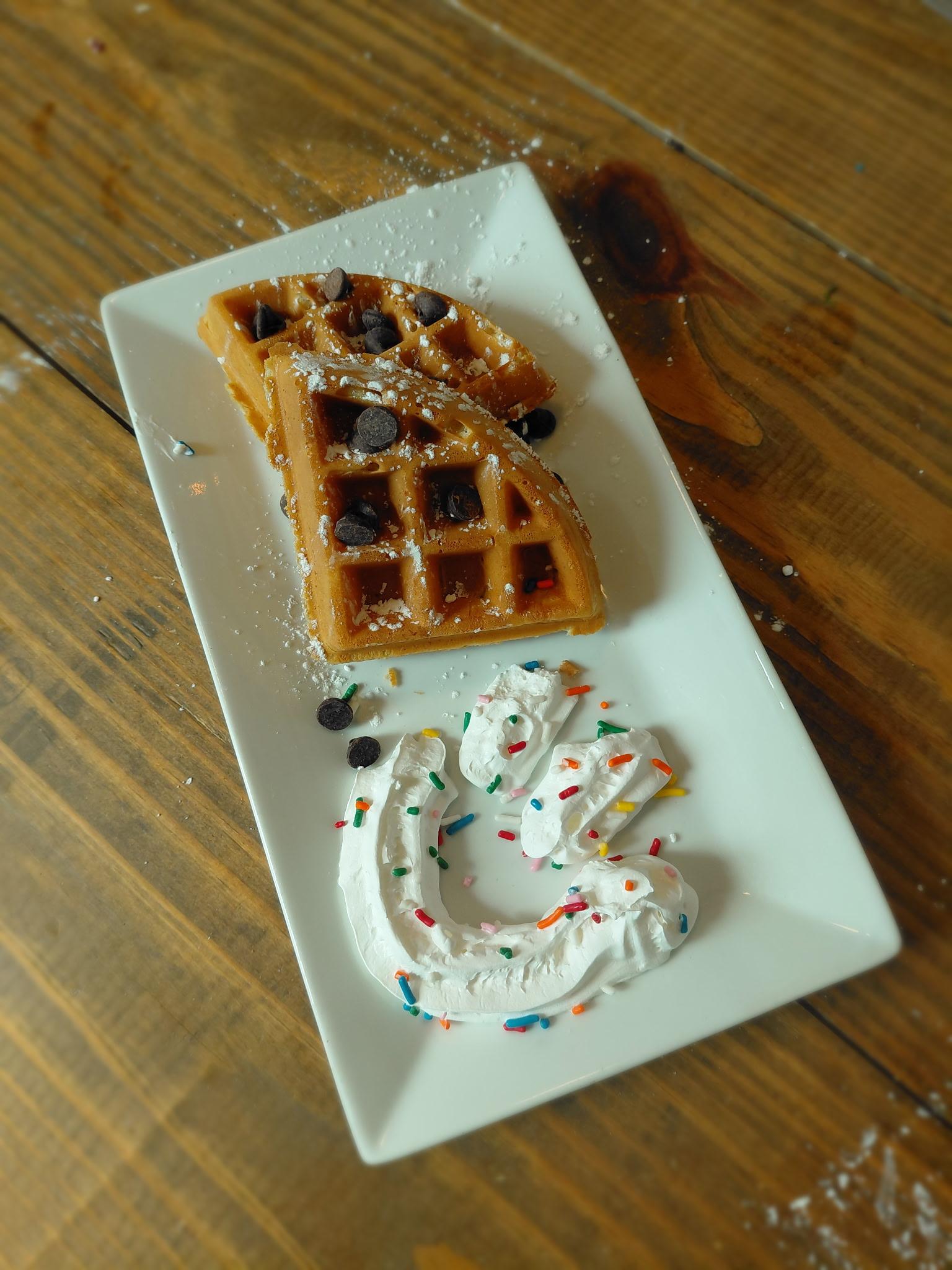 Kids Chocolate Chip Pancakes (3 small).