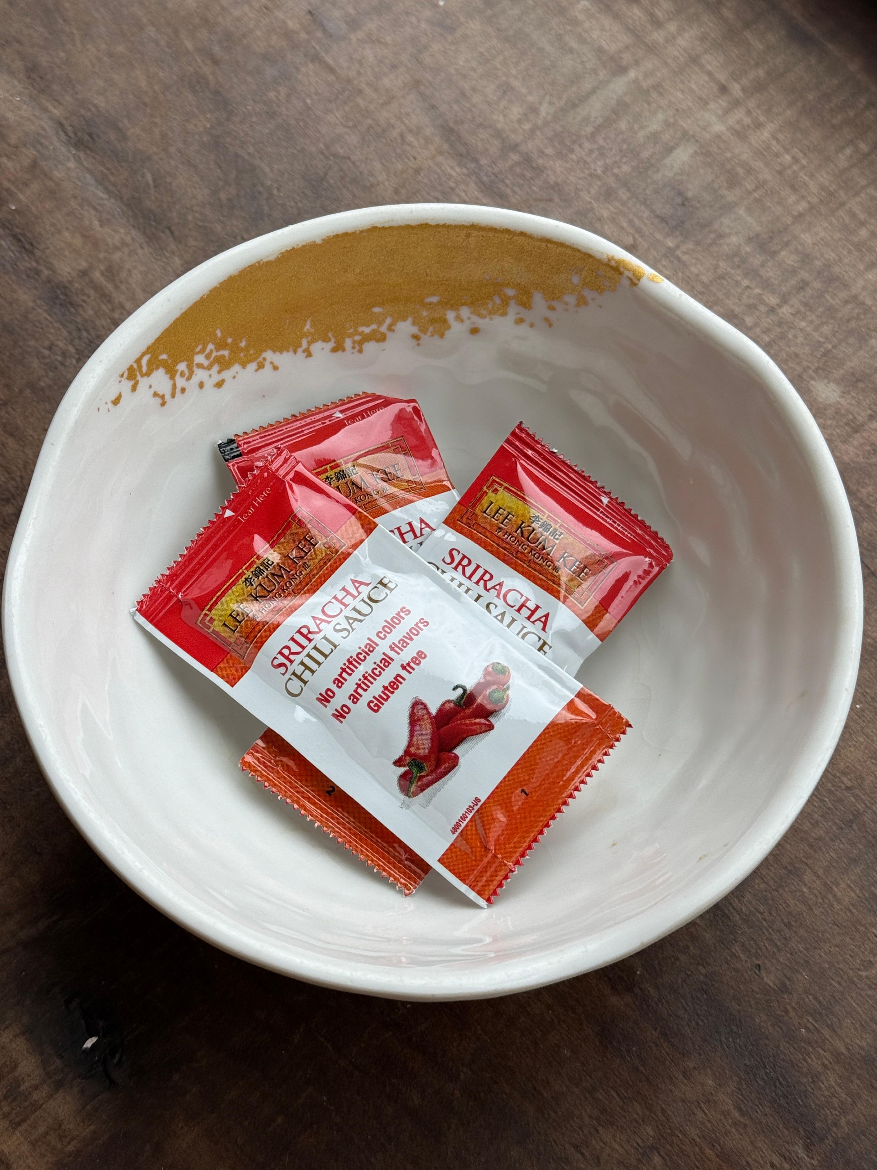 Extra Sriracha Pack.
