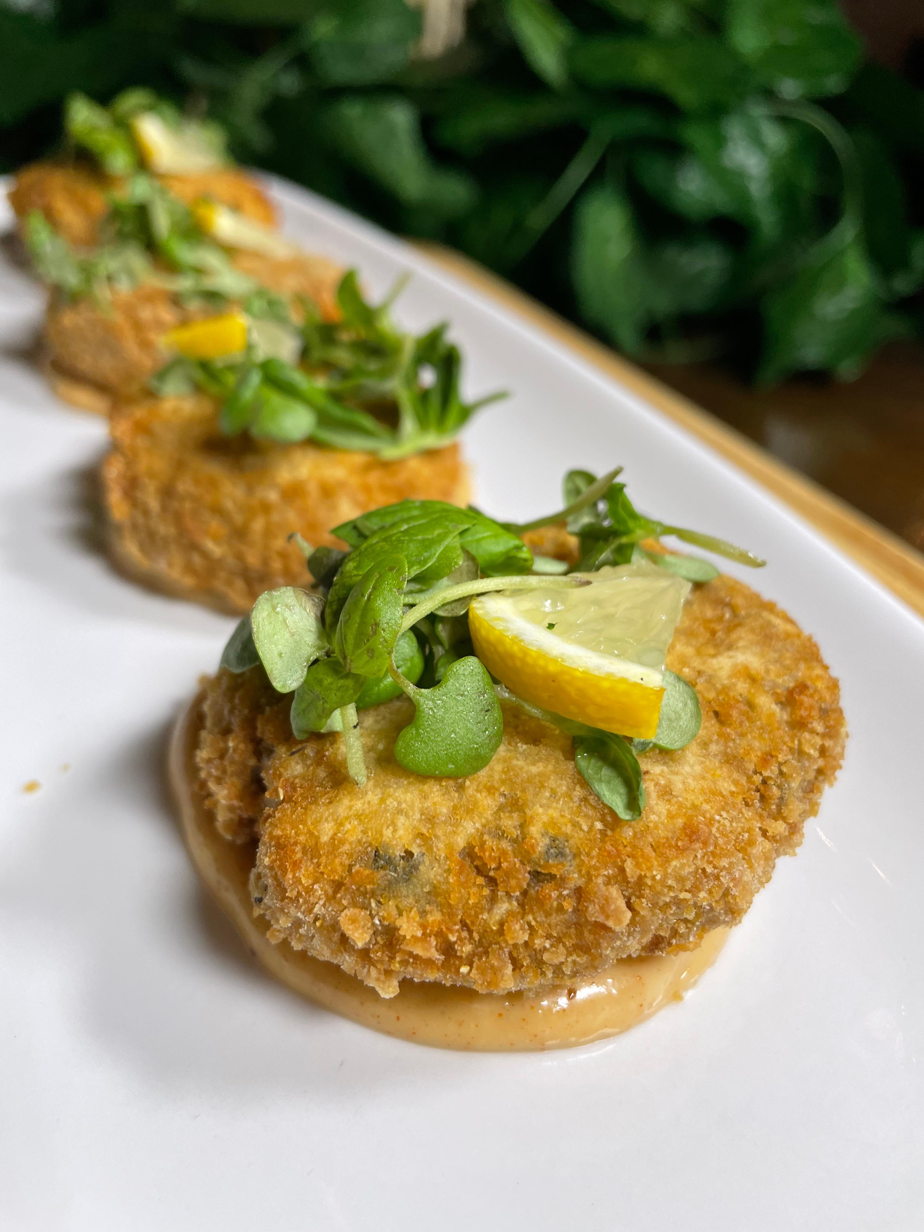 Crab Cakes (28).