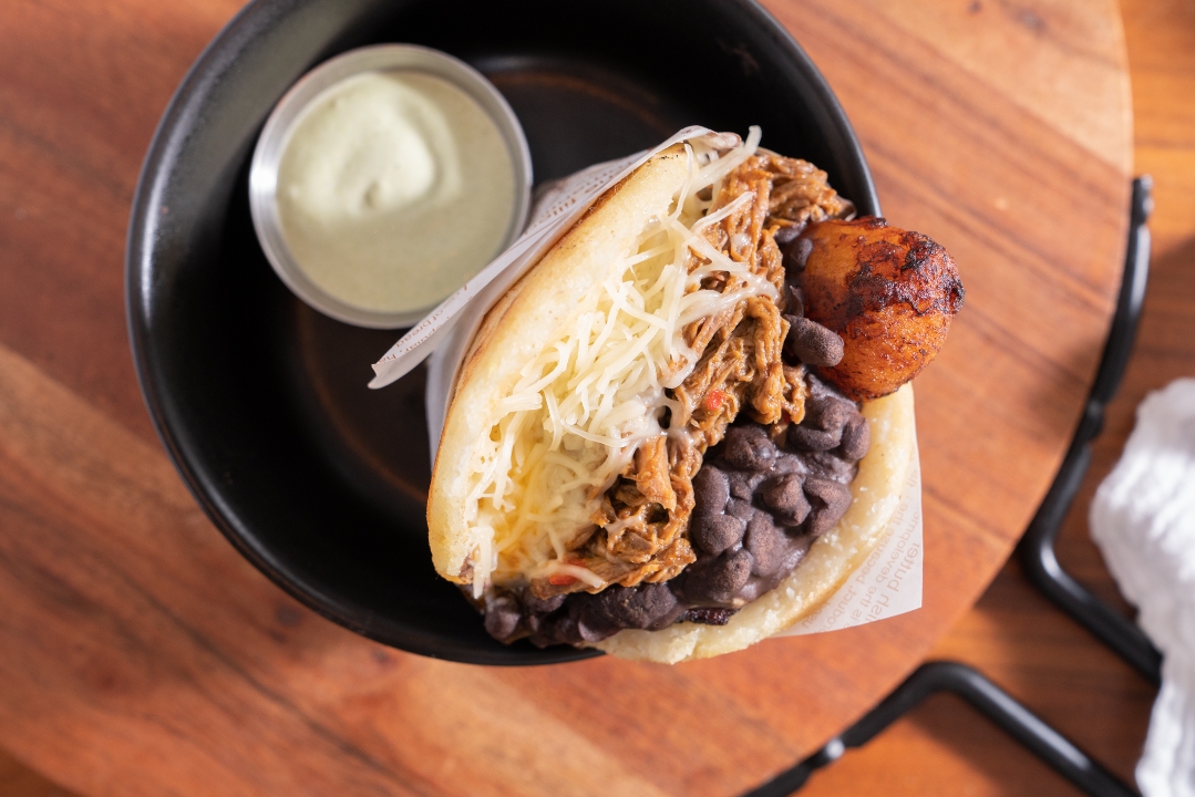 Arepa Pabellón.