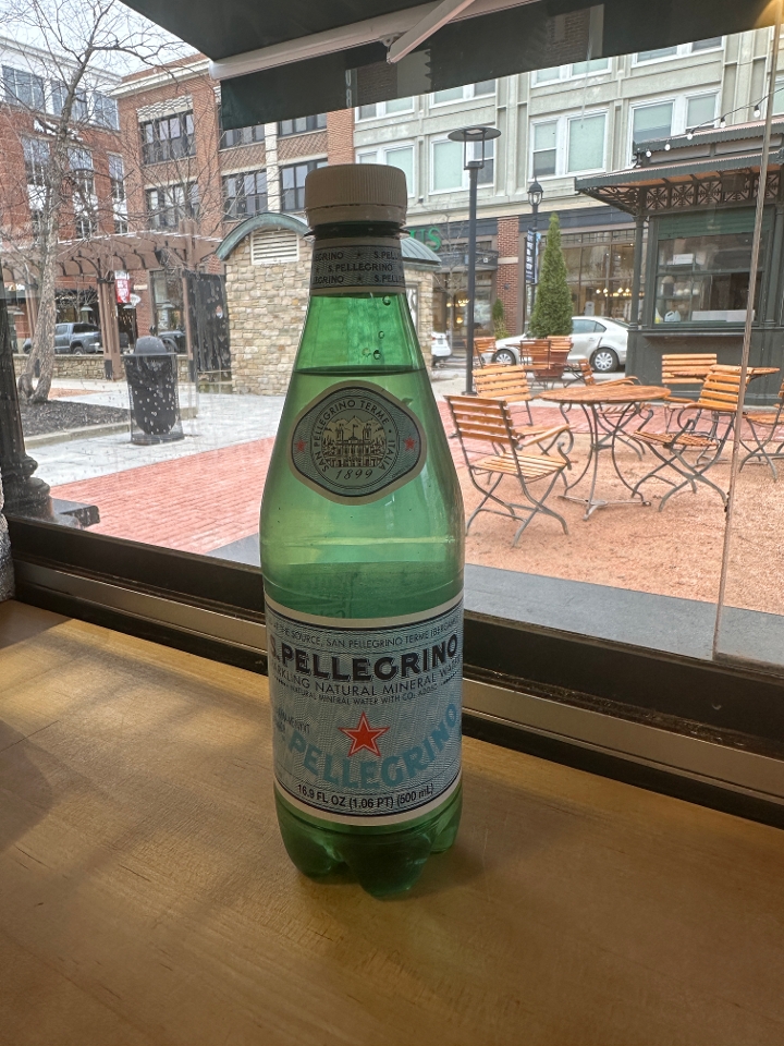 San Pellegrino.