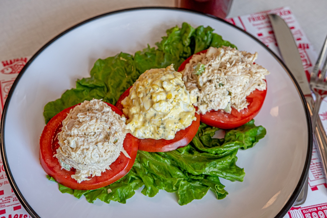 Tomato + Salad.