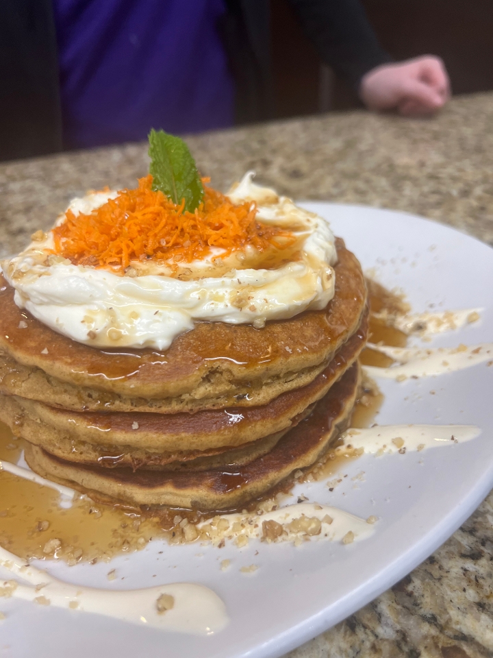 CARROT CAKE PANCAKES TOGO.