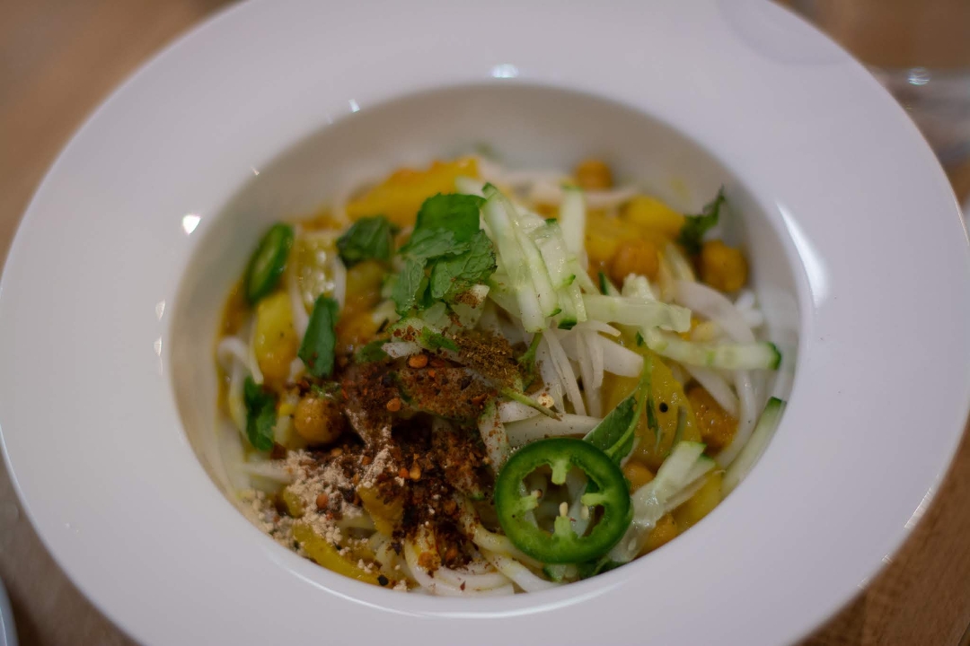 Mandalay Noodle (နန်းကြီးသုပ် မဟုတ်ပါ).