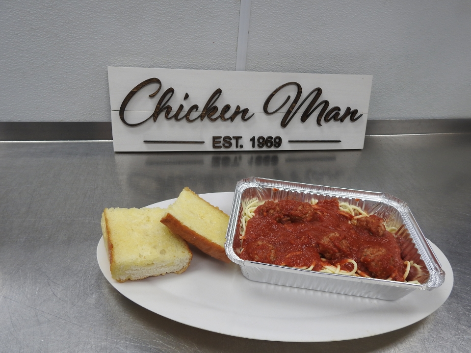 Spaghetti & 1/2 Garlic Bread.