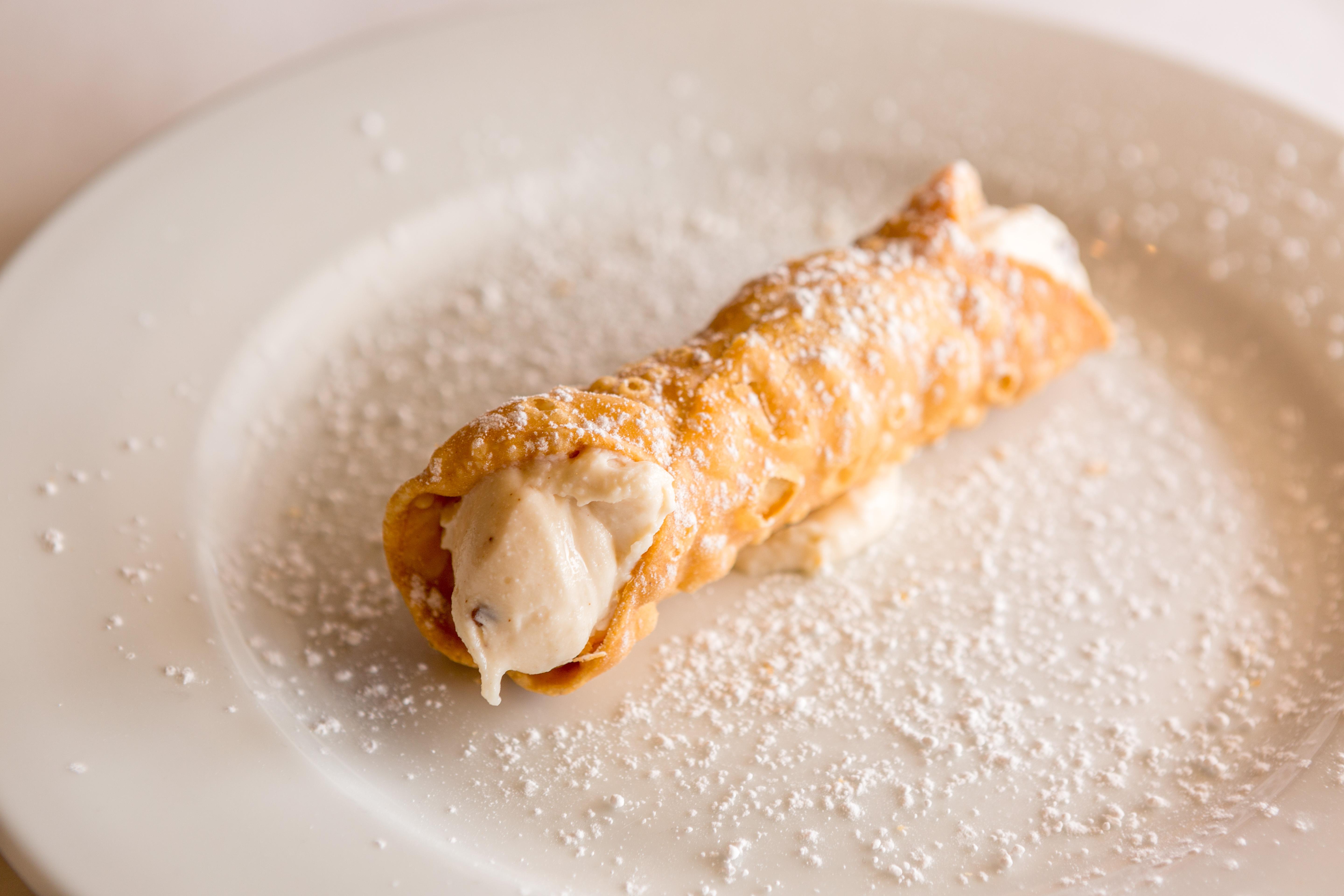 Cannoli Promotion.