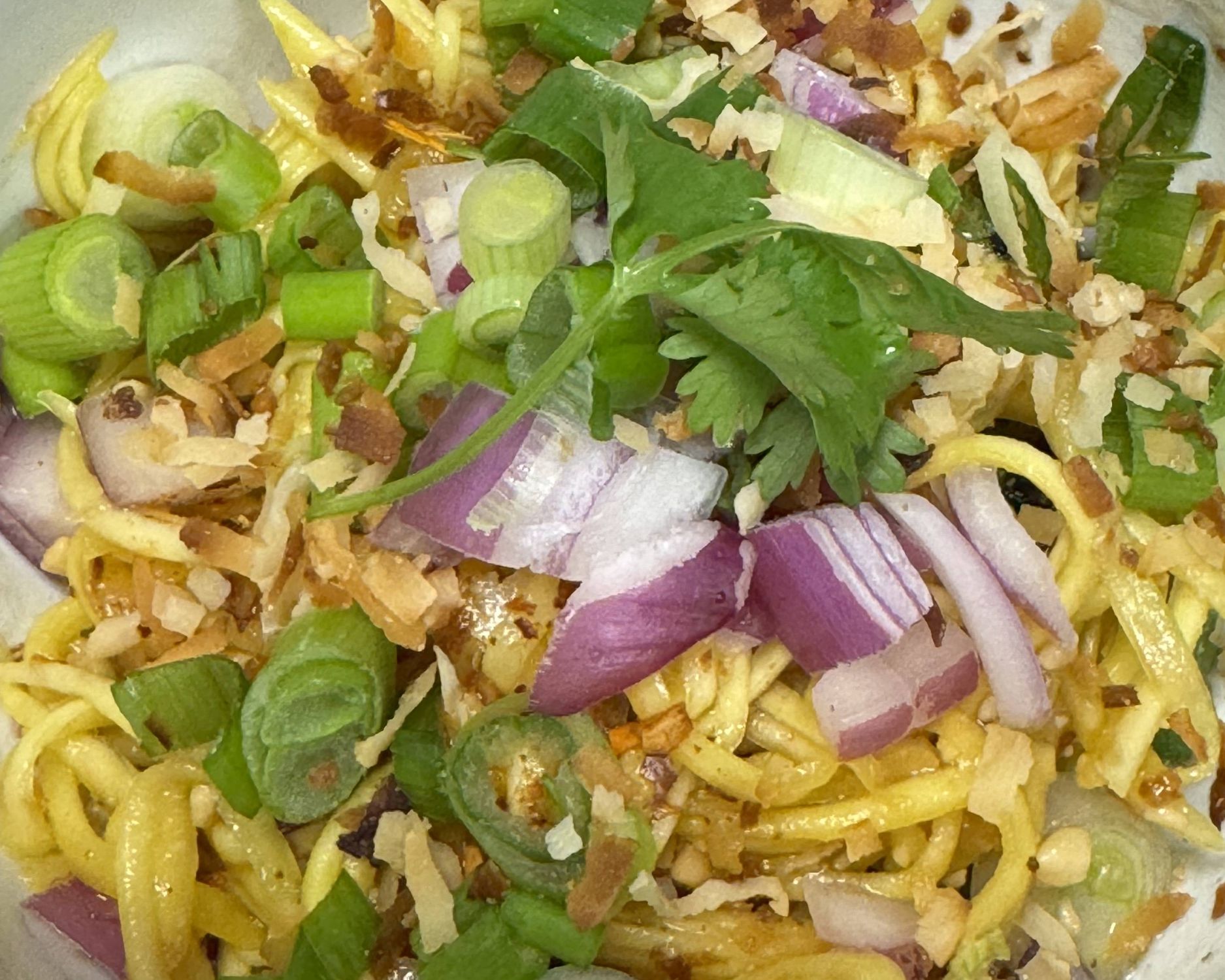 Thai Mango Salad (Vegetarian).