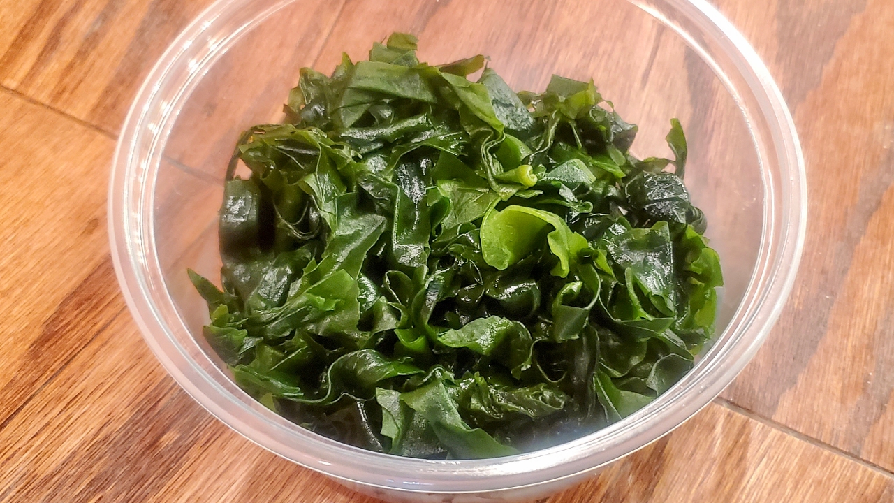 Side Wakame Seaweed.