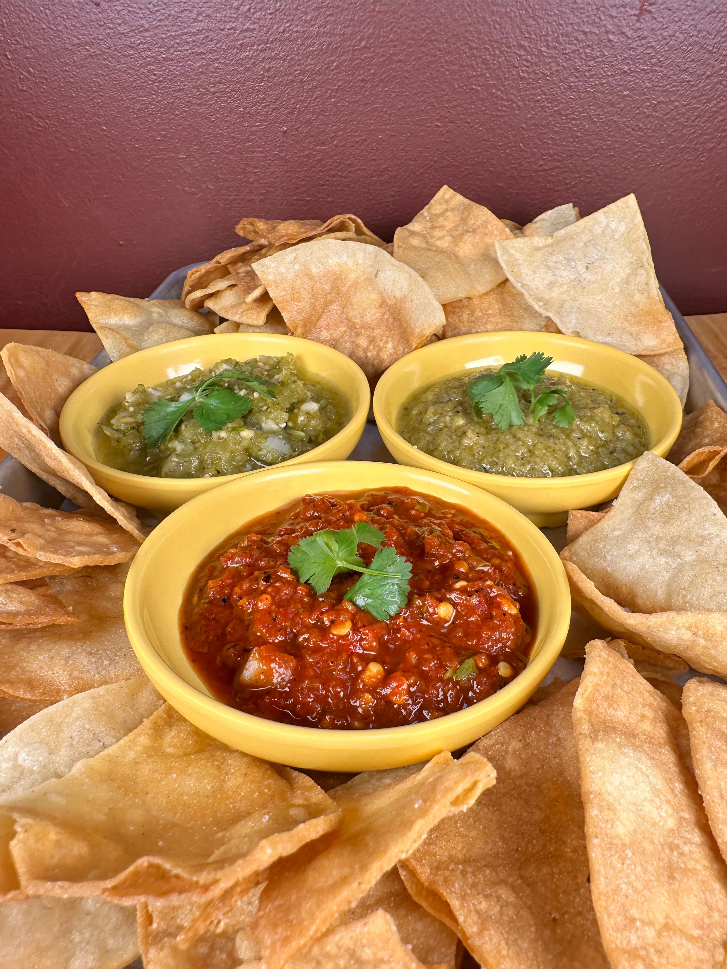 HH Chips & Salsa.