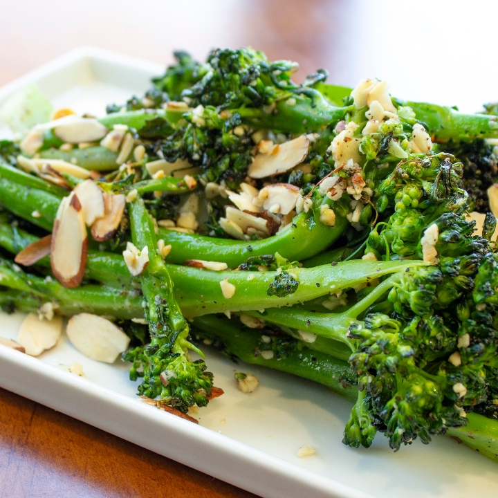 REGULAR BROCCOLINI (feeds 1-2).