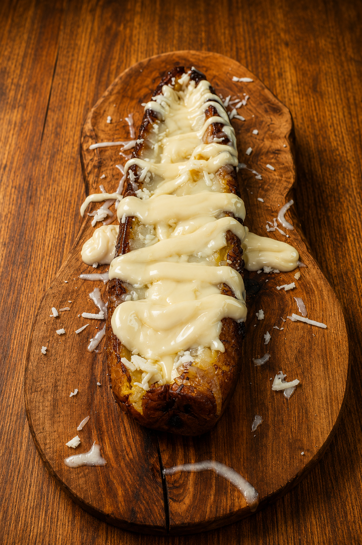 Plátano w/Cheese.