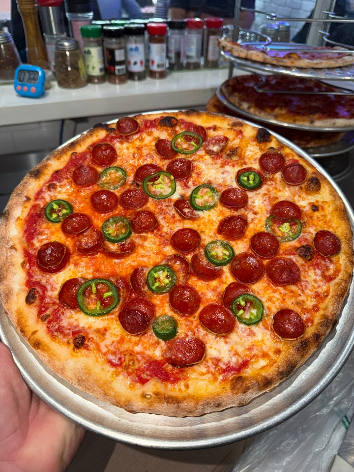 12" Red & Green Pie.