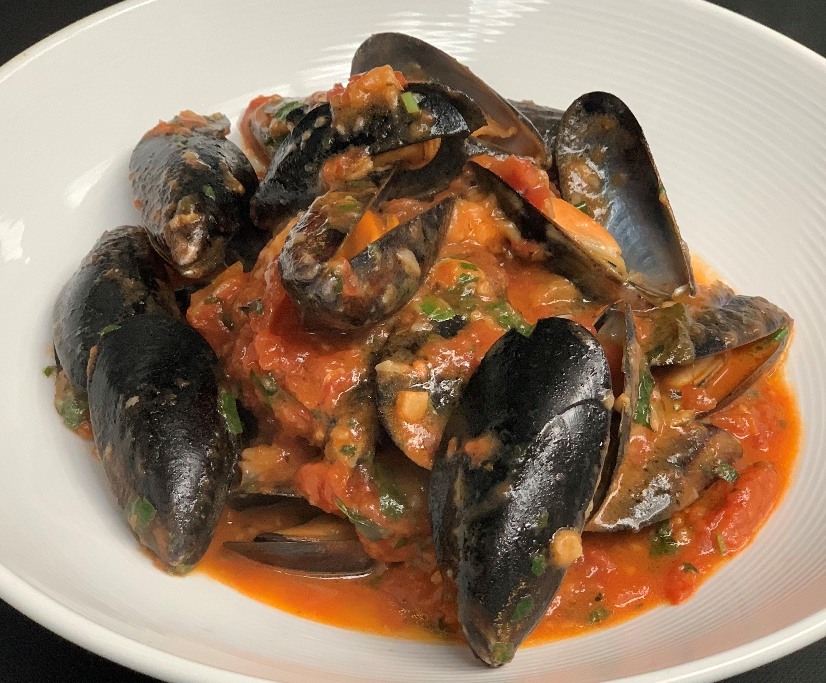 Mussels Marinara.