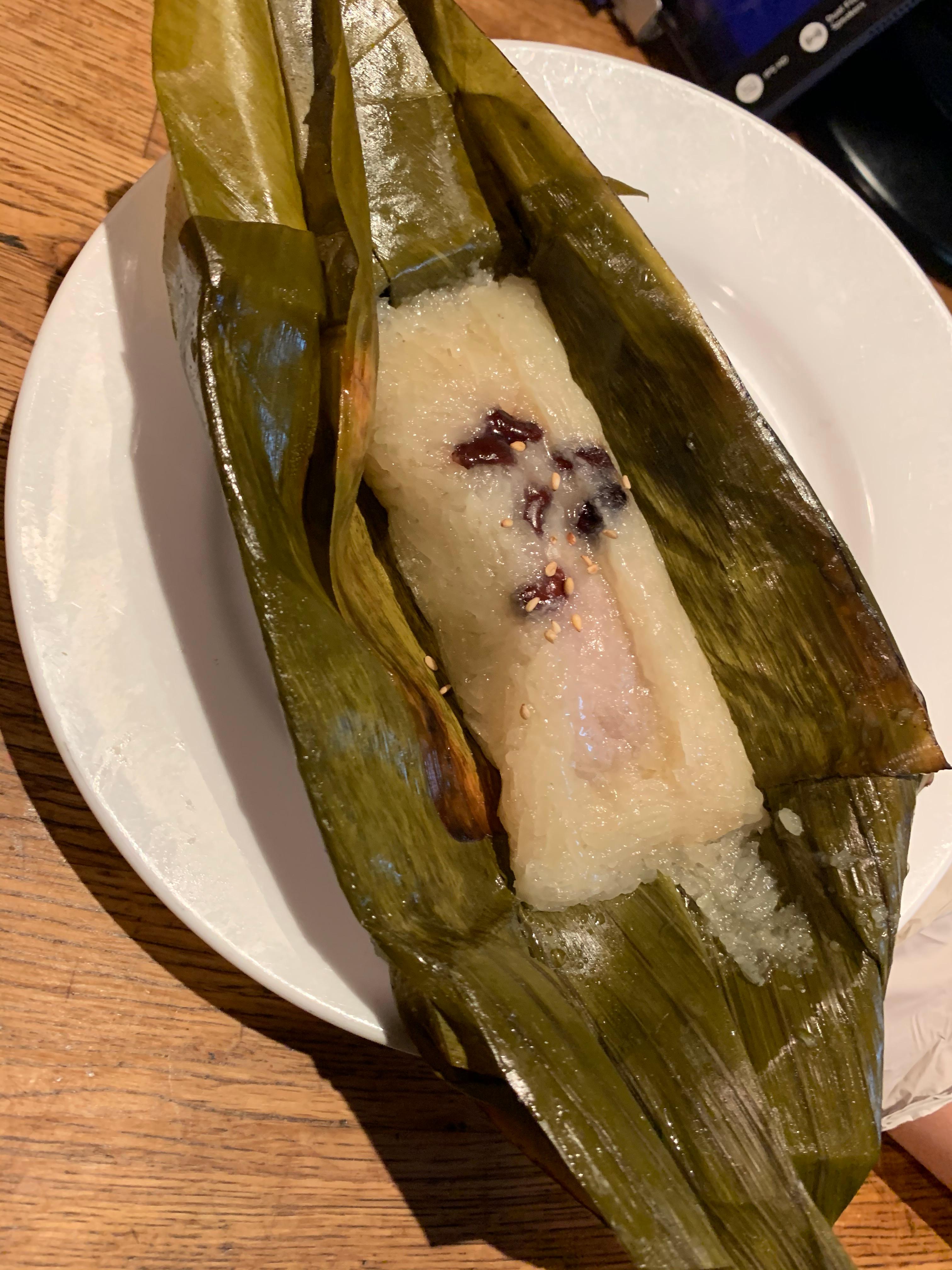 Sticky Rice Stuffed Banana (2 Pieces).