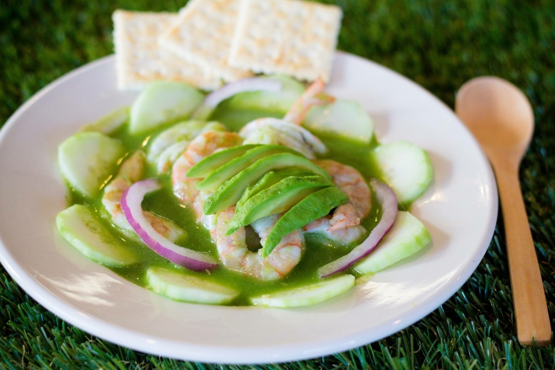 Aguachile Tray (Serve 12).