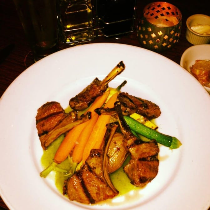 Cazuelita de Lengua en Salsa Verde.