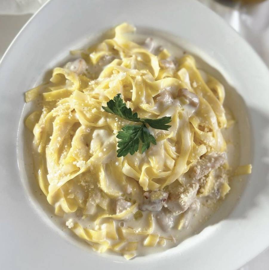 Fettuccine Alfredo.