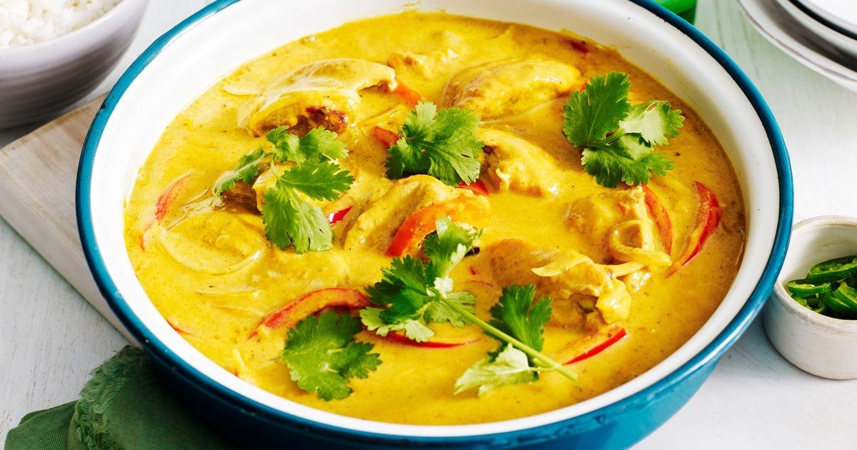 MANGO CHICKEN CURRY.