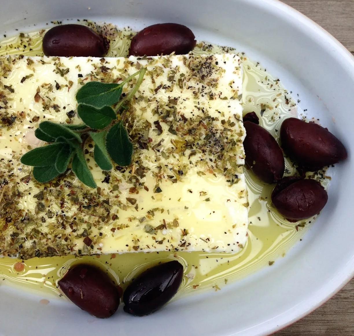 FETA CHEESE & KALAMATA OLIVES (VE).