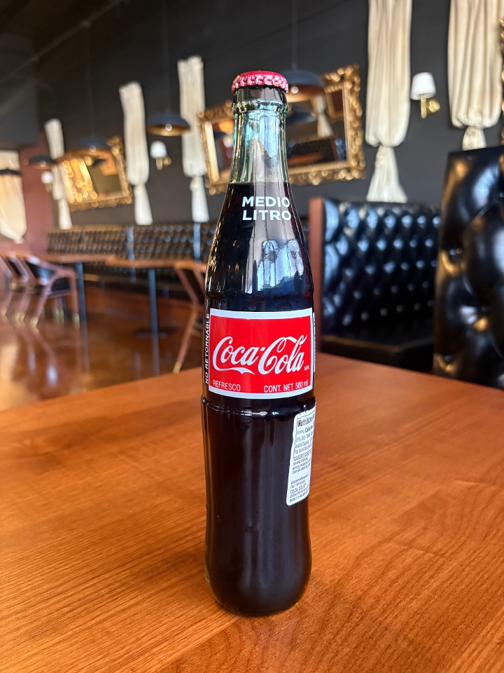 Mexican Coke 500 ml.