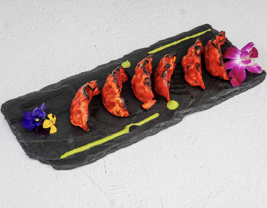 Chicken Tandoori Momos.