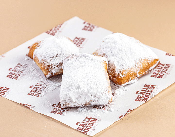 Beignets.