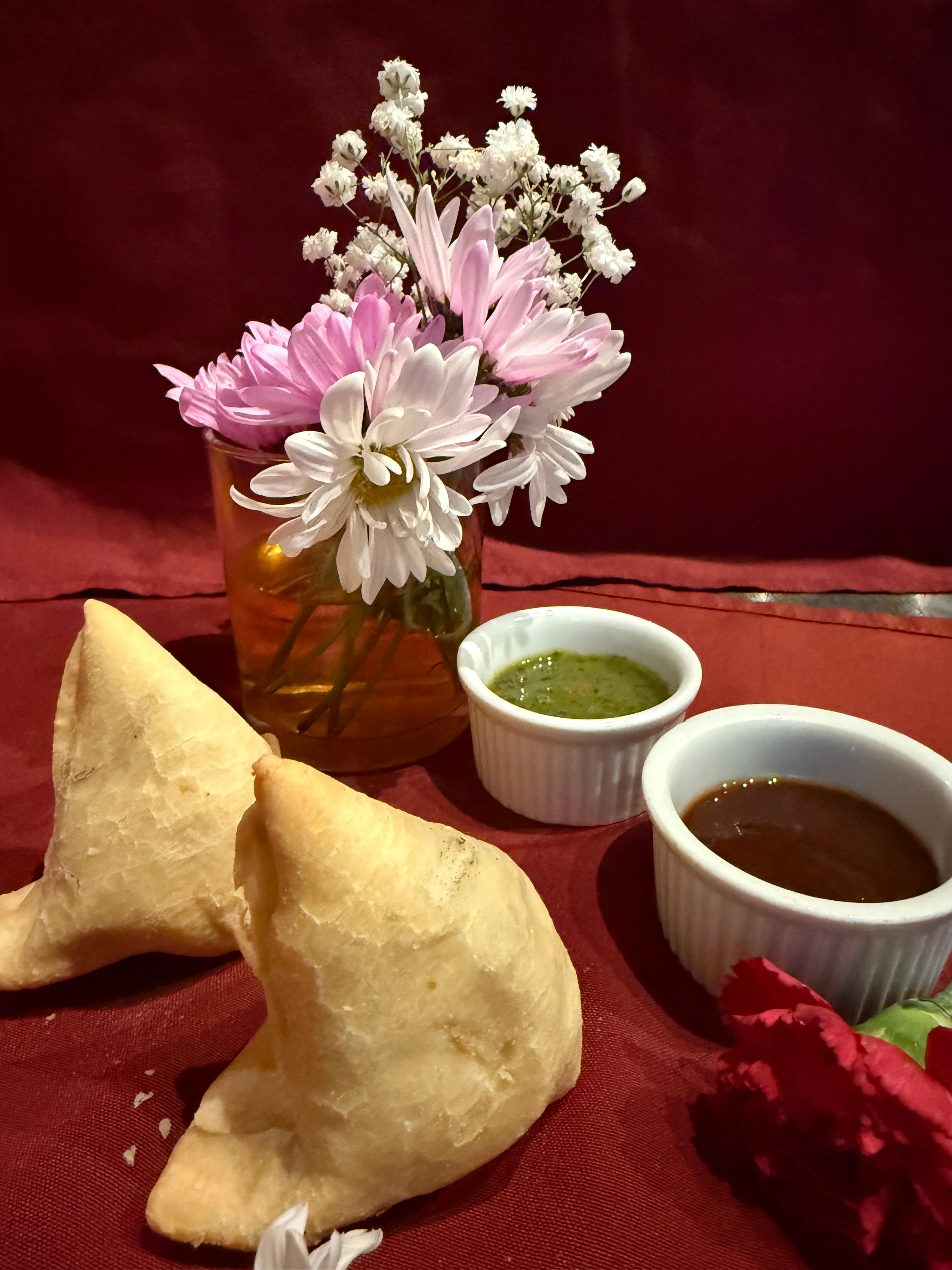 Veg Samosa.