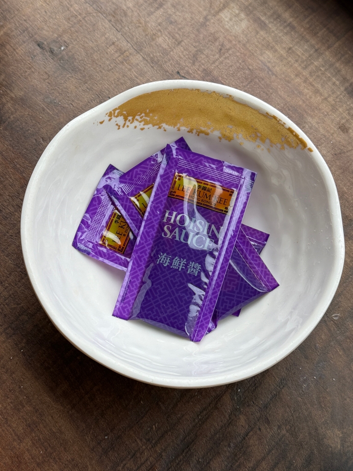 Extra Hoisin Sauce Pack.