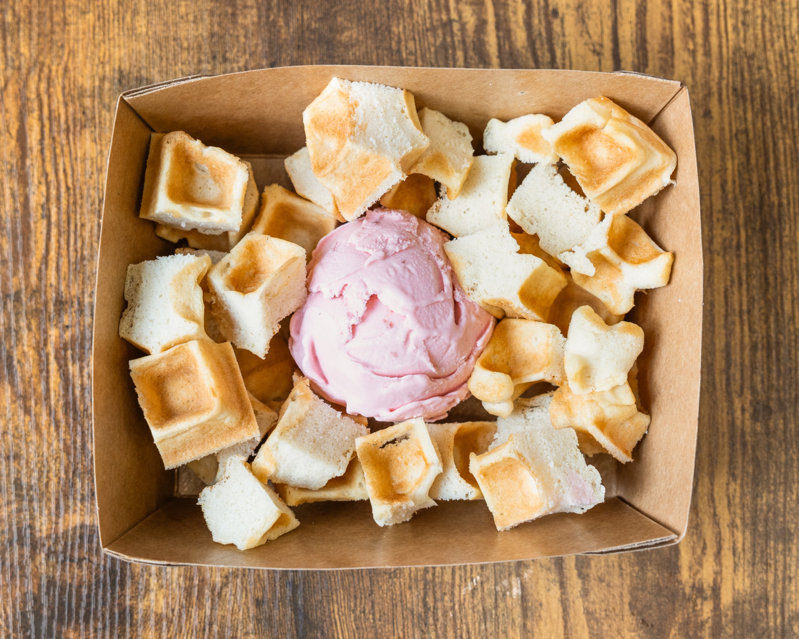 Super Belgian Waffle🧇🍧🍓🍌.