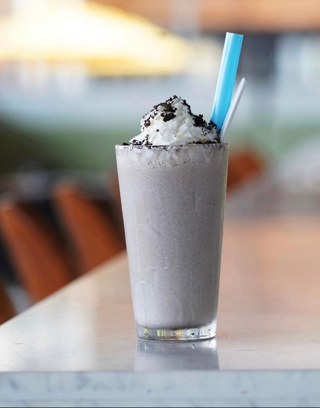 Oreo Shake.
