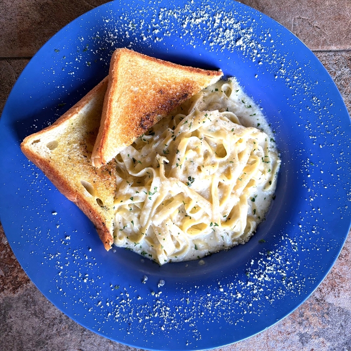 FETTUCCINI ALFREDO.