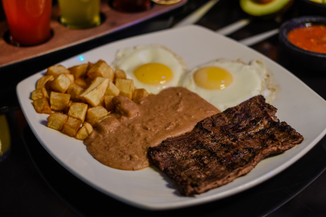 Steak & Egg Plate.
