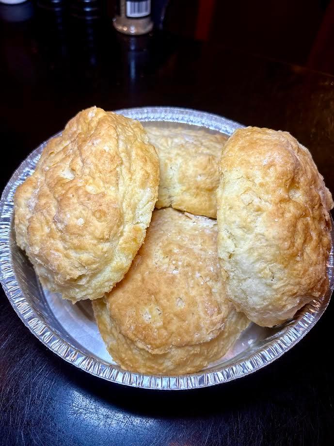 4 Biscuits.