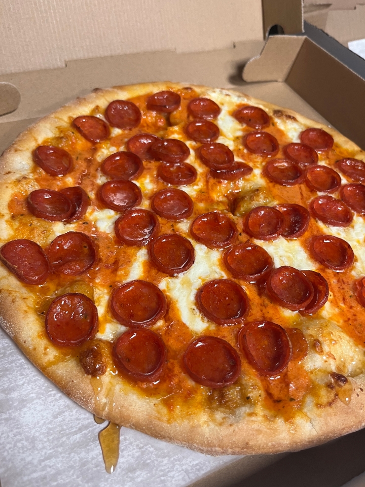 11" HotShot Pizza.