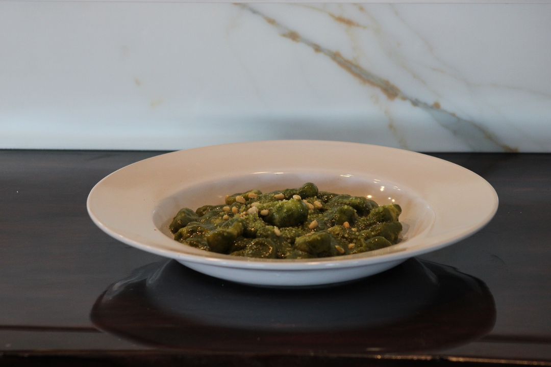 Gnocchi Al Pesto.