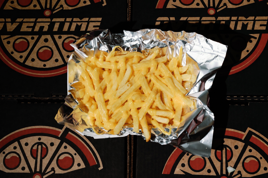 CHEESE FRIES.