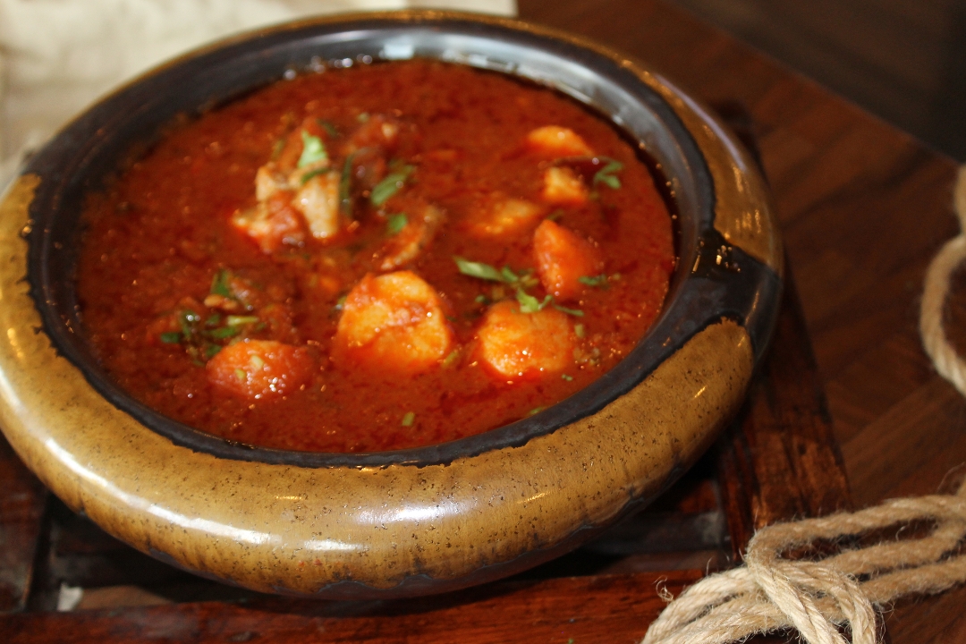Vindaloo (Indian Lunch).