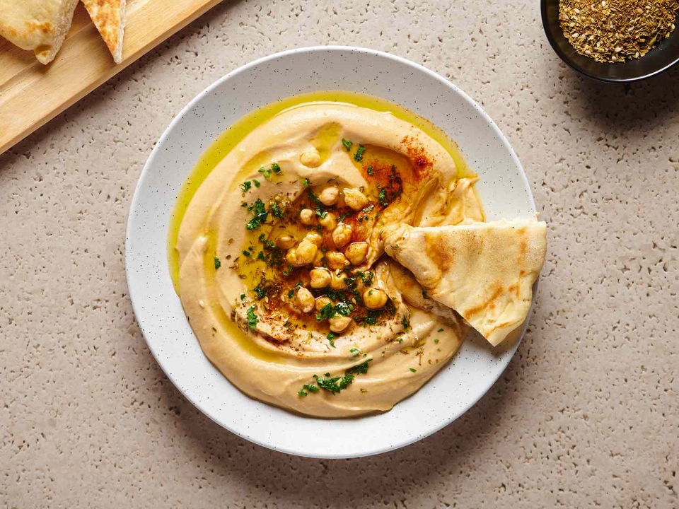 Hummus Extra.