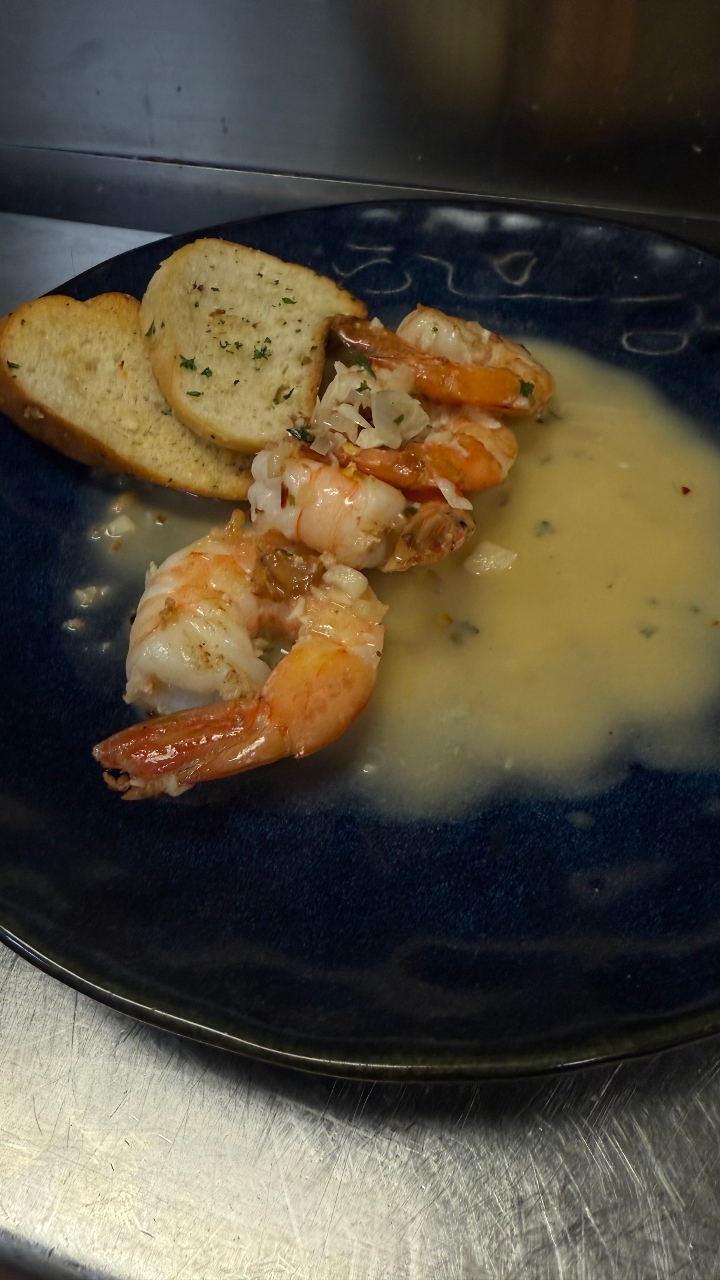 GARLIC SHRIMP.
