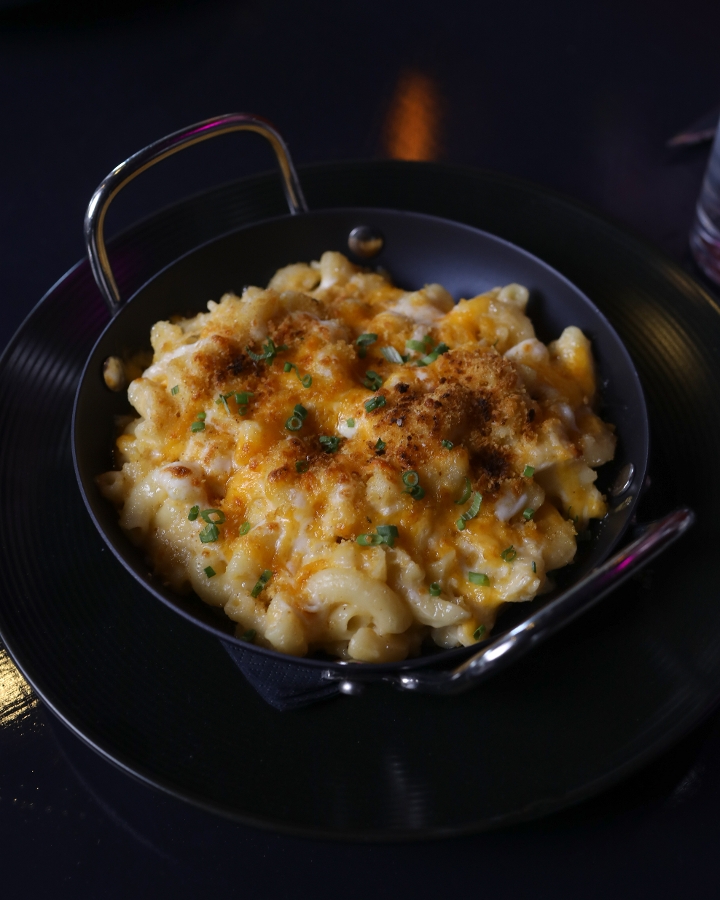 Crab Mac & Cheese.