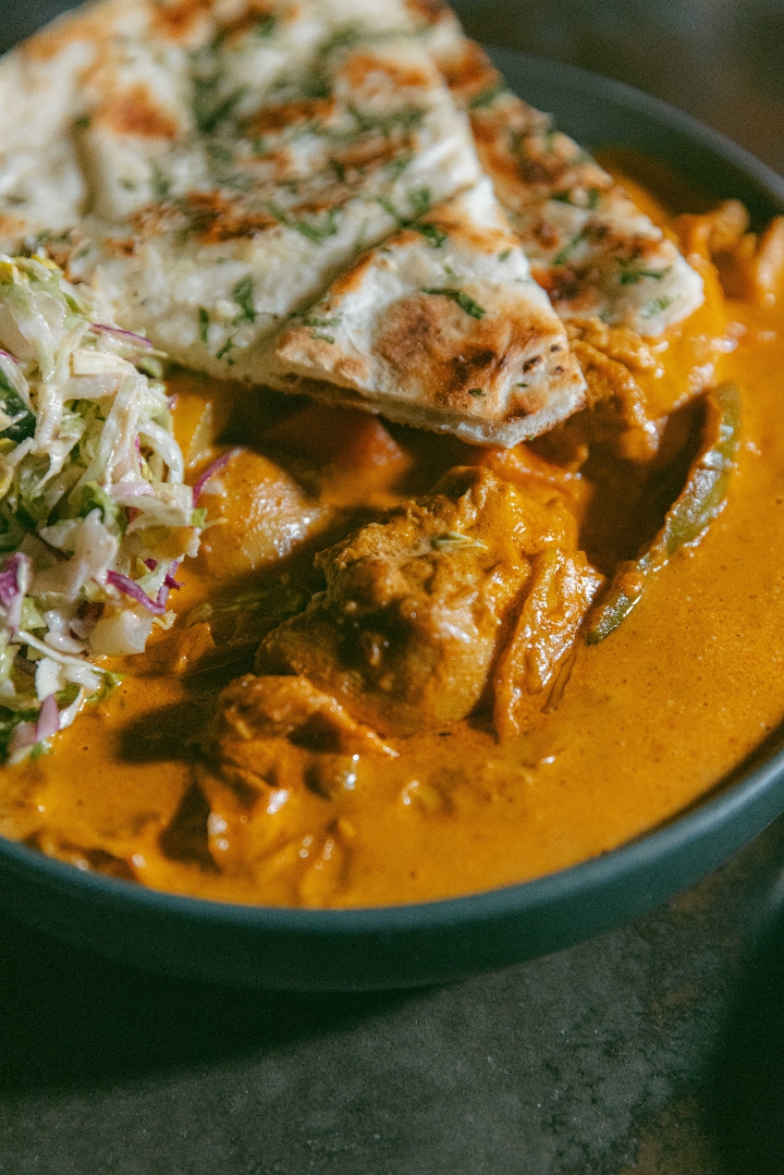 CHICKEN KORMA.