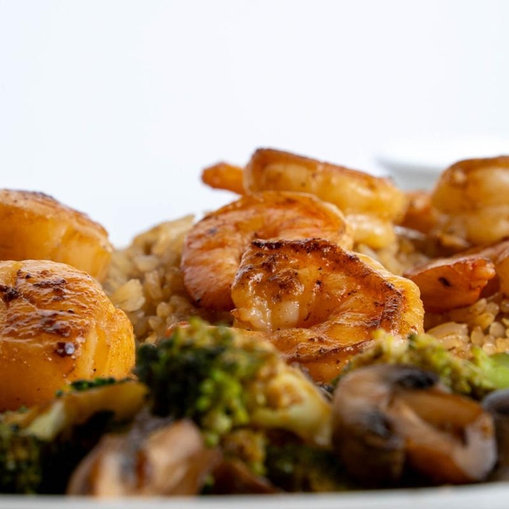 HIBACHI LUNCH SHRIMP & SCALLOPS.