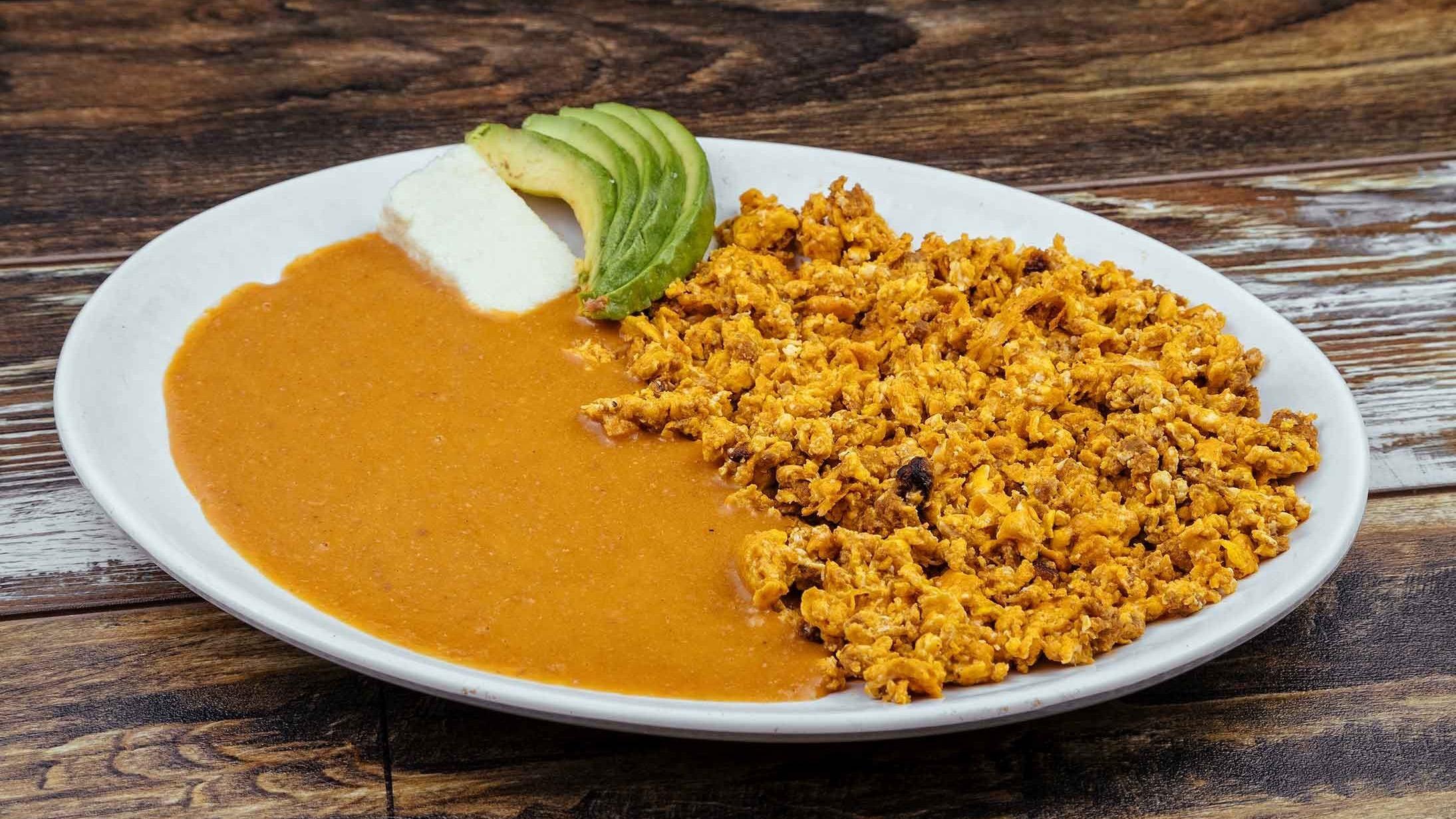 Huevos con Chorizo.
