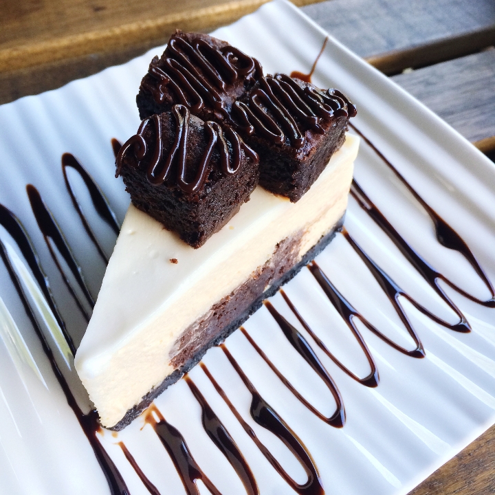 Brownie Cheesecake.