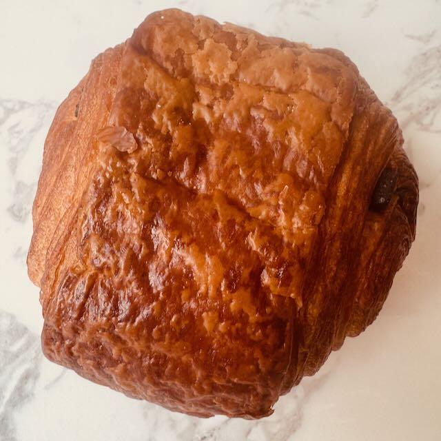 Croissant, Chocolate.
